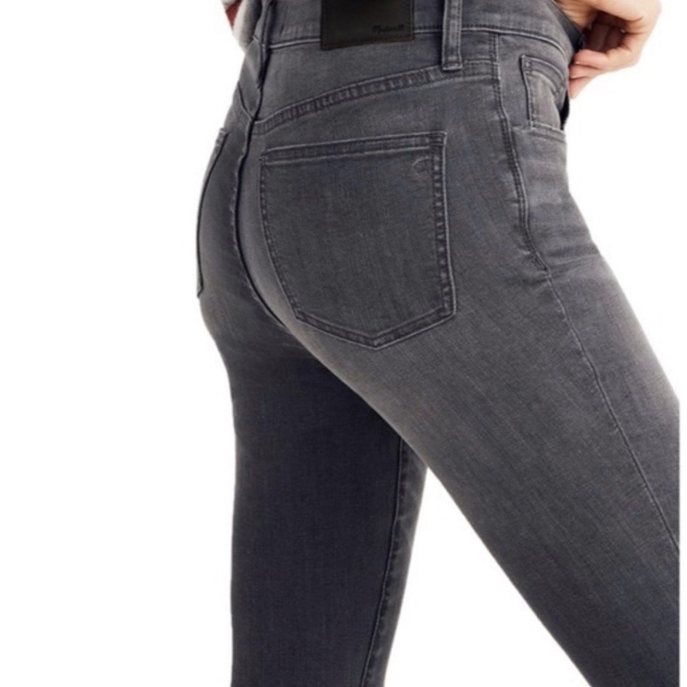 Madewell 9” mid rise skinny in gray/faded black 30T
